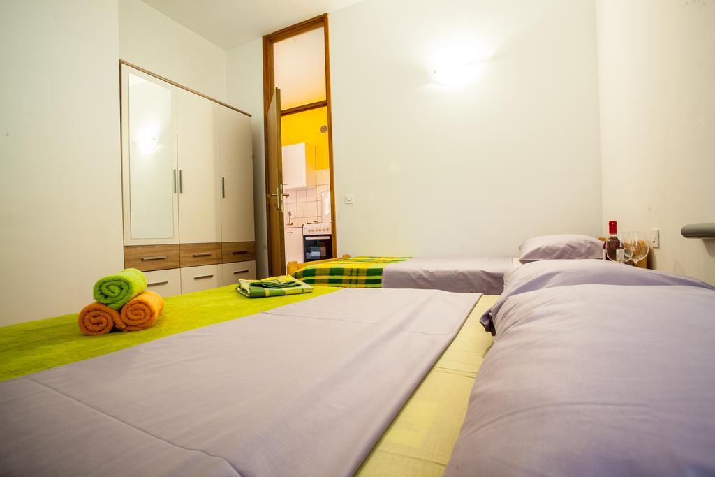 Apartments Lovic 로크바 로고즈니차 외부 사진