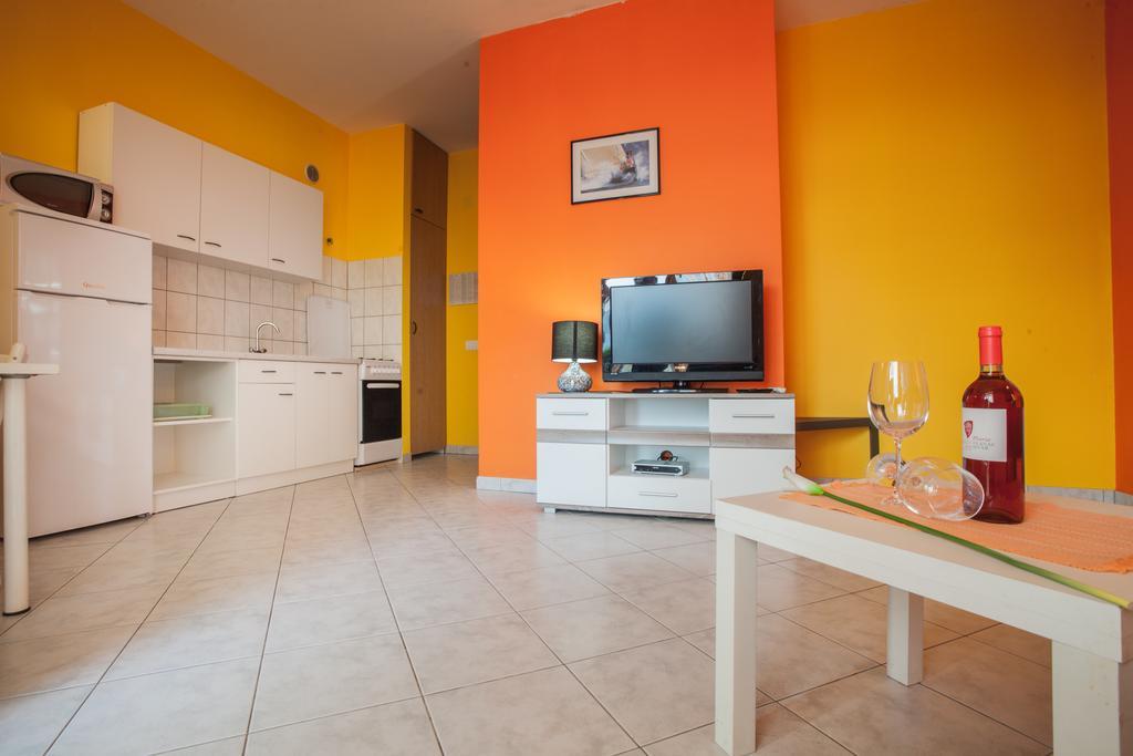 Apartments Lovic 로크바 로고즈니차 외부 사진